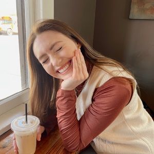 Meet your Posher, Lexie